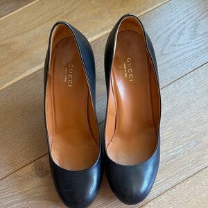 Gucci Black Leather Heels for Women